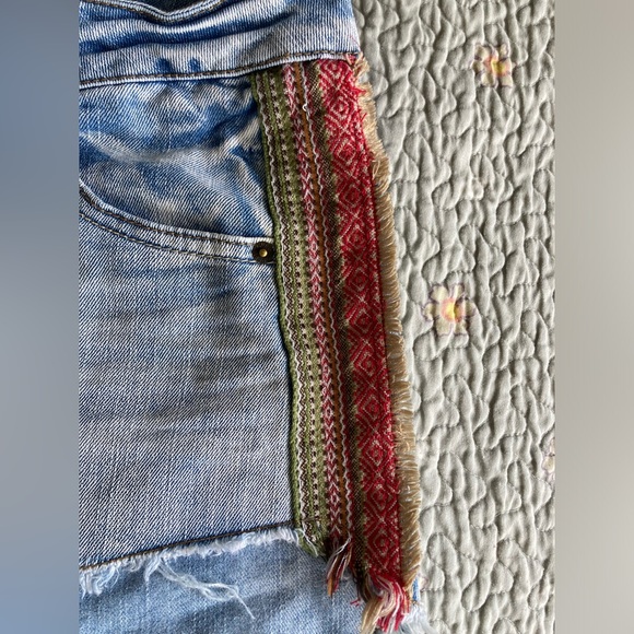 Mudd jean shorts - Picture 3 of 6